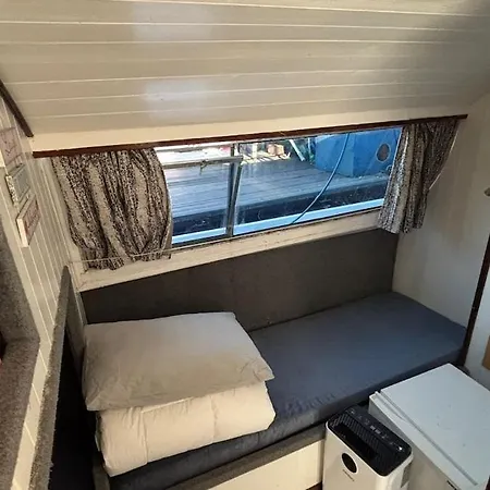 Hidden Gem Botel Invernisk